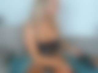Live cam show with Elina - Mouth on CSO-WL