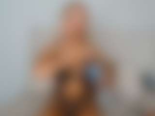 Elina's Live Sex Cam Show