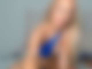 Elina's Live Sex Cam Show