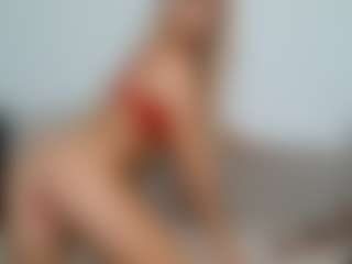 Elina's Live Sex Cam Show