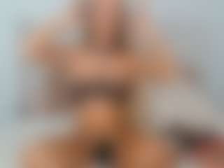 Elina's Live Sex Cam Show
