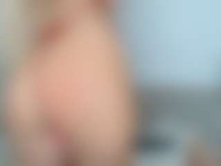 Elina's Live Sex Cam Show
