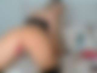 Elina's Live Sex Cam Show
