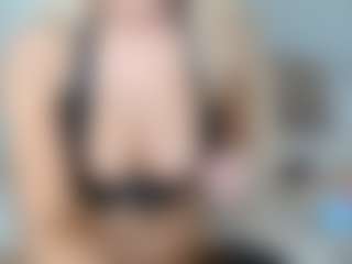 Elina's Live Sex Cam Show