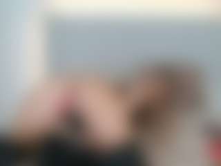 Elina's Live Sex Cam Show