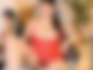 Live cam show with CharlotteFlorence - Blue Eyes on friskycurves.com