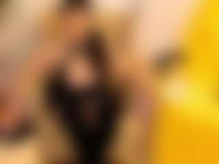 Live cam show with CharlotteFlorence - Hairy Pussy MILF on sexytreat.net