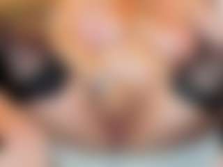 Live cam show with CharlotteFlorence - Mature on Milfs Live