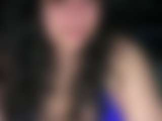 Live cam show with MelanieFawker - Glasses on milfzrlive.com