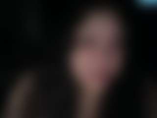 Live cam show with MelanieFawker - Bedroom on Camming Site