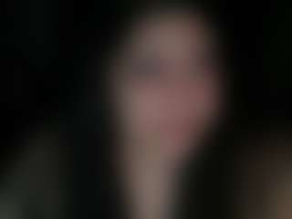 Live cam show with MelanieFawker - Glasses on livesuperchat.net
