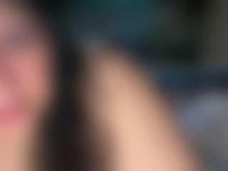 Live cam show with MelanieFawker - Middle Aged on Strip Flash - Live Sex Shows