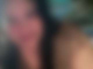 MelanieFawker MILF webcam performer live streaming
