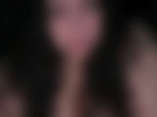 MelanieFawker MILF webcam performer live streaming