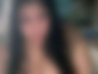 Live cam show with MelanieFawker - Bedroom on Camsoda