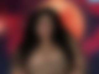 Live cam show with MelanieFawker - Shaved Pussy Curvy on Cam Slut