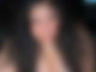 Live cam show with MelanieFawker - Bikini on livesuperchat.net