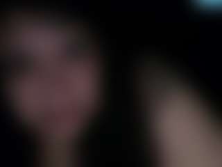 Live cam show with MelanieFawker - Glasses on Camming Site
