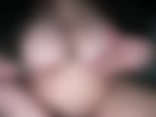 Live cam show with MelanieFawker - Thong on Milfs Live