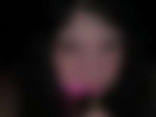 Live cam show with MelanieFawker - Thong on StripNow