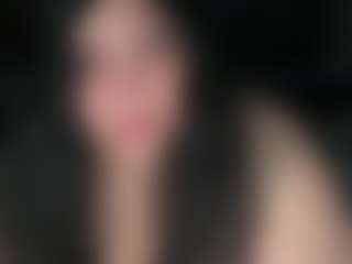 MelanieFawker MILF webcam performer live streaming