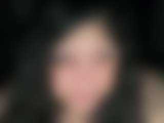 MelanieFawker MILF webcam performer live streaming