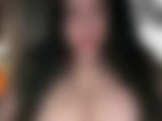 Live cam show with MelanieFawker - Plug on Camsoda