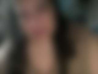 MelanieFawker MILF webcam performer live streaming