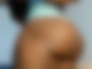 Live cam show with Rihanna Abiodun - Oil on slutload