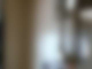 Live-Cam-Show mit NoraNoir - Gamer Pornstar auf Camsoda