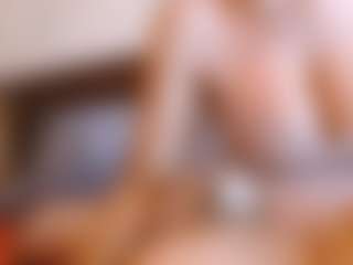 Live-camshow met NoraNoir - Pornstar Toys op Camsoda