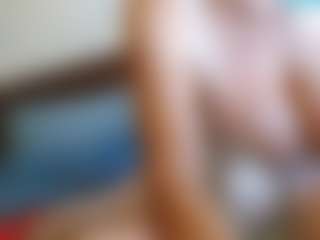 Live cam show with NoraNoir - Pornstar Shaved Pussy on sexylive.show
