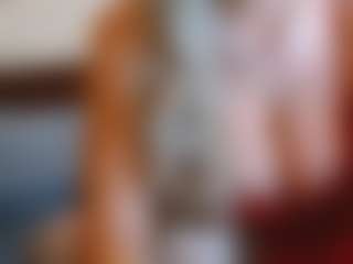 Live cam show with NoraNoir - Pornstar Big Tits on CamwithHer