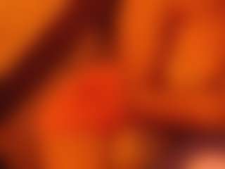 Live cam show with NoraNoir - Pornstar Cum on Soda Cam