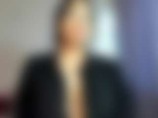 isabel duque MILF webcam performer live streaming