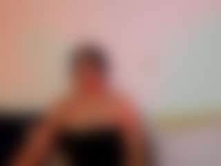 isabel duque MILF webcam performer live streaming