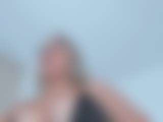 Live cam show with Dolly-bm - Office on Camiplay Live