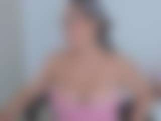 Live cam show with Dolly-bm - Big Nipples on milfzrlive.com