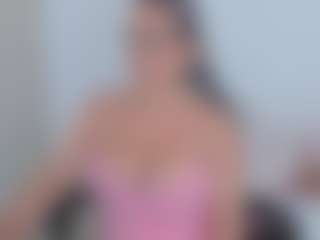 Live cam show with Dolly-bm - Big Nipples on intimatelivegirls.com