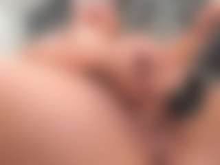 Live cam show with Dolly-bm - Office on StripNow