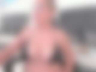 Live cam show with Dolly-bm - Office on fuklive.com