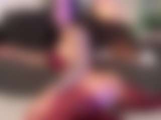 Live cam show with Harveymiiller - Petite on CamSextacy