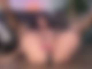 Live cam show with Harveymiiller - Brown Eyes on CSO-WL
