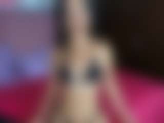 Live cam show with Megan Sweet Girl - Toys on live18s.com