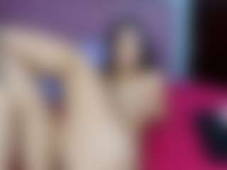 Live cam show with Megan Sweet Girl - Cum on Camsoda