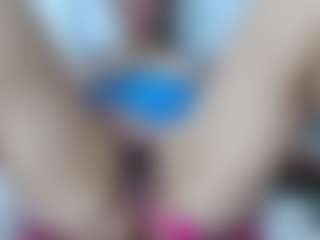 Live cam show with samantrak-love - Mature on Camsoda.co