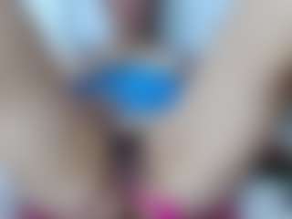 Live cam show with samantrak-love - Middle Aged on Camsoda.co