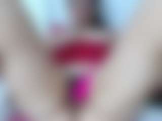 Live cam show with samantrak-love - Middle Aged on CamwithHer