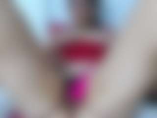 Live cam show with samantrak-love - Mature on TottyGirls