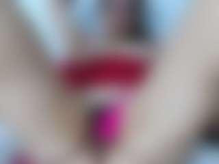 Live cam show with samantrak-love - Mature on MyBangCams
